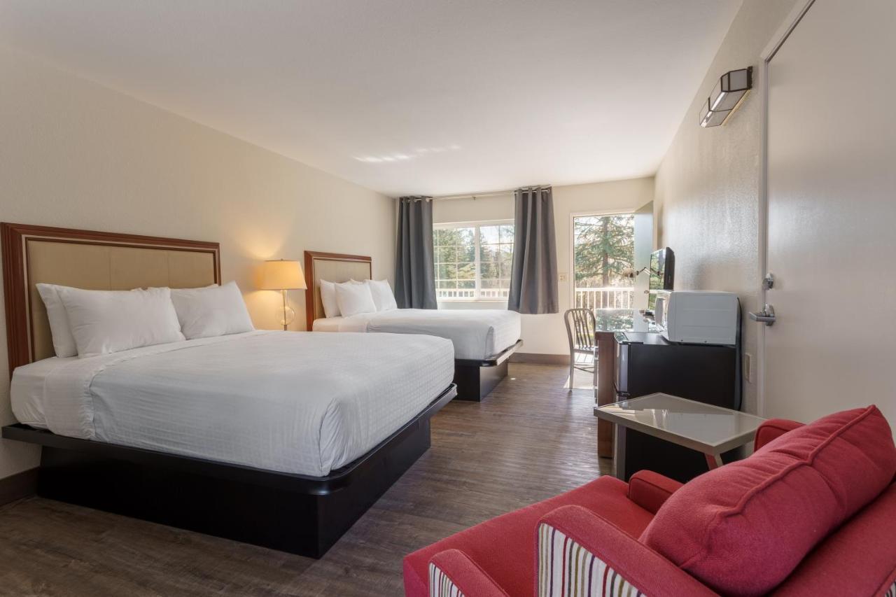 Riverfront Inn Розберг Екстер'єр фото